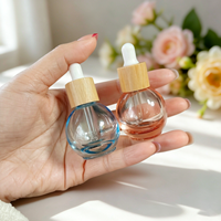Flacons compte-gouttes en verre multicolores de 10 ml en forme d'ampoule, rechargeables, pour parfum, sérum, huile, avec bouchons compte-gouttes à collier en bambou