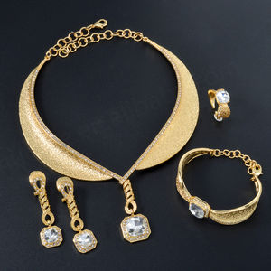 Parure de bijoux de mariée tendance, magnifique ensemble en laiton plaqué or 18 carats avec zircon, comprenant bague, collier, boucles d'oreilles et bracelet, unisexe, pour femme, idéal pour mariage et soirée - Product Image 2