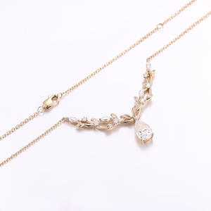 Collar con colgante en forma de pera de oro amarillo de 18 quilates, 6 9mm, detalle con bordes de encaje de piedra principal, joyería de lujo discreta para mujer, venta al por mayor - Product Image 2