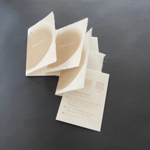 <span class=keywords><strong>T</strong></span>ùy Chỉnh Thân Thiện Với Môi Giấy Hangtag Cho Trang Phục Thương Hiệu <span class=keywords><strong>T</strong></span>ư Nhân Logo Thẻ Cho Quần Áo Giày Đồ Chơi <span class=keywords><strong>T</strong></span>-Shirts Mũ - Product Image 5