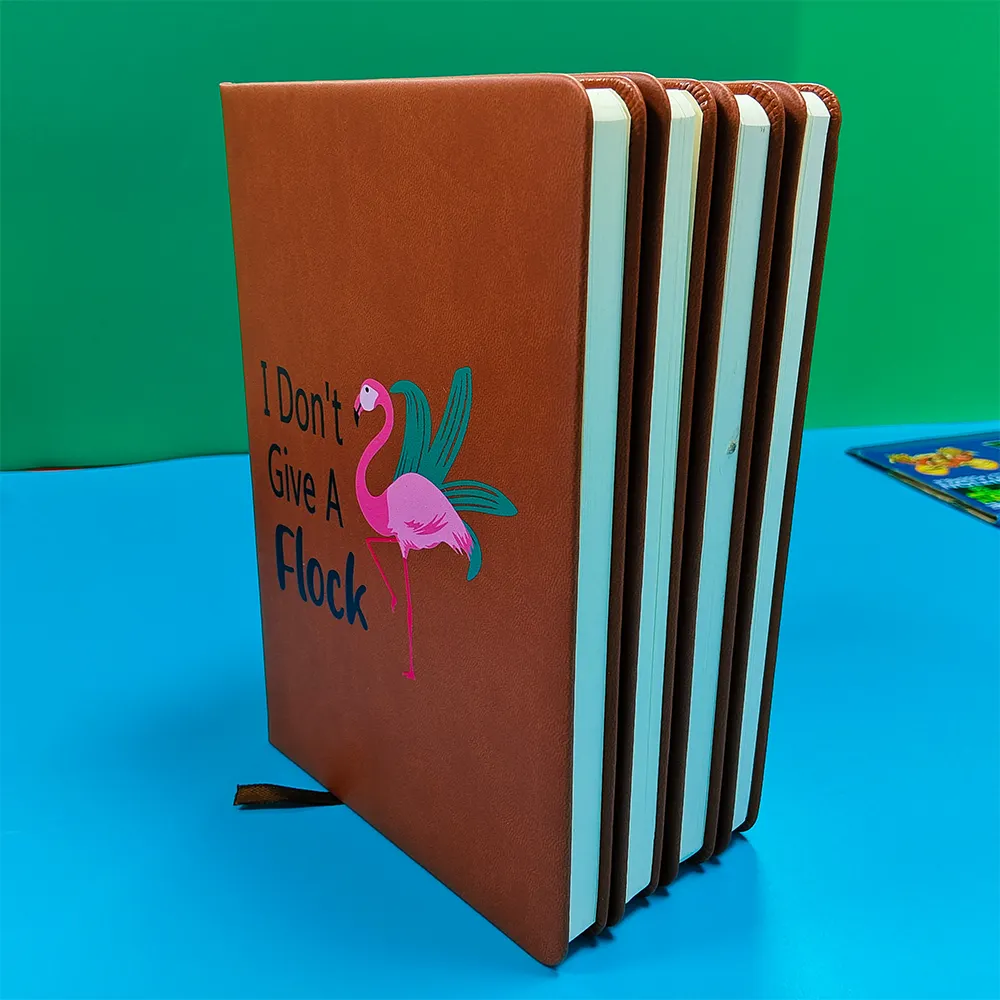 Spot all'ingrosso A5 quaderni diario in pelle diario scuola copertina rigida simpatici taccuini personalizzati quaderni di carta per studenti Barato