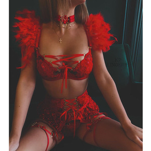 ชุดชั้นในเซ็กซี่ของผู้หญิงพร้อมสายรัดสีแดงและถุงเท้าสำหรับแขวนชุดชั้นในอีโรติกห้าชิ้น - Product Image 6