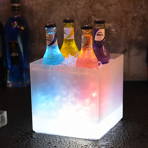 Cina fabbrica Nightclub doppia parete quadrato oro trasparente trasparente acrilico di illuminazione champagne Vodka <span class=keywords><strong>Led</strong></span> secchiello del ghiaccio