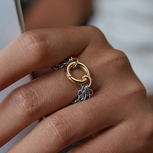 Bague ouverte élégante en acier inoxydable doré avec chaîne de perles et pompon, bijou de mode féminin, accessoire de fête - Product Image 4