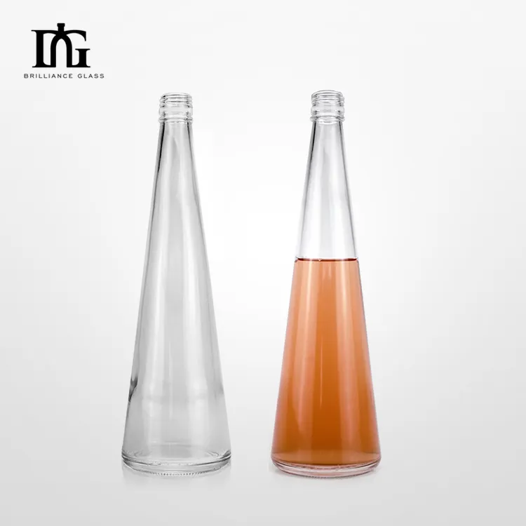 Factory direct sales 750 ml unique triangular shape glass liquor bottle