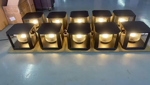 ไฟเสา LED พลังงานไฟฟ้า/พลังงานแสงอาทิตย์ ดีไซน์ทันสมัย สำหรับภายนอกอาคาร มาตรฐาน IP66 รับประกัน 5 ปี ปรับความสว่างได้ เหมาะสำหรับสวนและลานบ้าน - Product Image 6