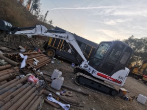 מחפרון מיני קומפקטי משומש 331 - Product Image 2