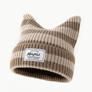 Bonnet tricoté rayé gothique Y2K Streetwear 2026 avec oreilles de chat pour femme, bonnet d'hiver fait main au crochet mignon avec logo personnalisé - Product Image 3