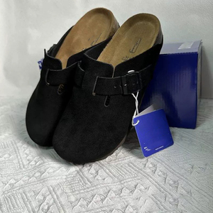 Mules classiques de luxe en daim et liège, style Birkenstock, de haute qualité, personnalisables, en promotion - Product Image 5