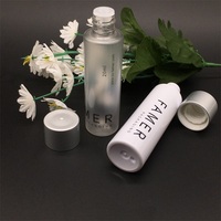 Flacon de sérum PET transparent/mat blanc de 20 ml, haut et rond, à épaule plate, avec bouchon pompe, pour kit de voyage cosmétique