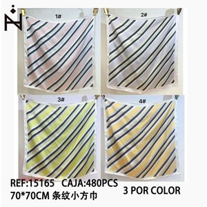 Foulard a Righe Piccolo 70x70cm Accessorio di Moda per Donne - Product Image 3