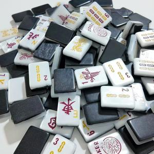 Fichas de Mahjong Americanas Tradicionales de Lujo Premium, 160 Piezas, Borde Negro de Alto Brillo, Melamina/Acrílico, Regalos Empresariales y Corporativos - Product Image 1