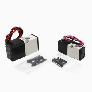 Nieuwe originele voorraad 3PA119-M5-<span class=keywords><strong>P</strong></span>-<span class=keywords><strong>3</strong></span> Industriële automatisering PAC speciale PLC-programmeercontroller - Product Image 1