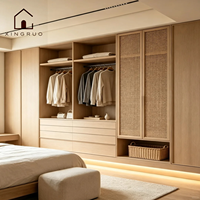 Armoire européenne XINGRUO en panneaux de particules avec portes Shaker, autoportante, à suspension ouverte, pleine hauteur, avec éclairage LED intégré pour chambre à coucher