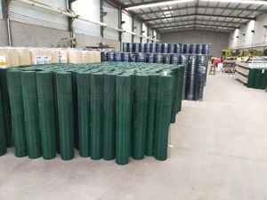 <span class=keywords><strong>ราคา</strong></span>ถูก คุณภาพสูง ลวดตาข่ายเคลือบพีวีซีชุบสังกะสีแบบเชื่อม ขนาด 1x1 2x2 ม้วน สำหรับรั้วสัตว์ - Product Image 4