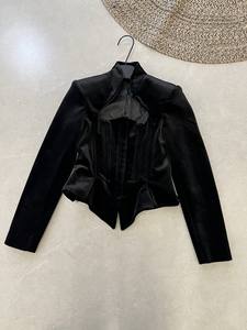 Trench court noir élégant et tendance pour femme, en laine peignée, avec fermeture éclair, haut de gamme, luxe léger - Product Image 6