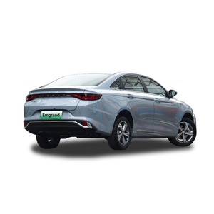 Geely EMGRAND L Hip รถไฟฟ้าที่นั่งในรถผู้บริหารซีดาน5-Seater 4ประตูแบบไฮบริดจากประเทศจีน - Product Image 4