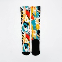 Chaussettes de course à pied personnalisées imprimées numériquement toute la journée 360 Sublimation 20-30 Mmhg Chaussettes à haute compression au genou