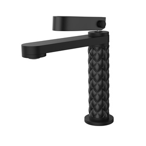 Robinet de lavabo de salle de bain en laiton brossé or rose, texture tressée, rouge, pour eau chaude et froide, BF2608141. Le fini or rose ajoute une touche de style. - Product Image 3
