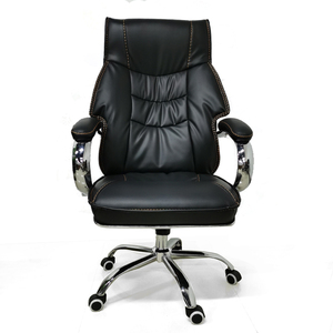 Tabouret <span class=keywords><strong>de</strong></span> bureau ergonomique moderne noir pour assistants dentaires et spa, avec dossier réglable, base en acier étanche et revêtement en cuir synthétique - Product Image 1