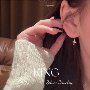King Silver Jewelry Moissanite Four Leaf Clover Drop <b>Earrings</b> 925 Sterling Silver Everyday Wear Fashionable Luxury Retro - Product Image 1
