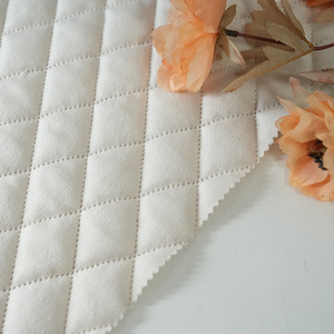 Fabriek Directe Verkoop Gewatteerde Fluwelen Stof <span class=keywords><strong>4</strong></span>*6 Diamant Vorm Voor Speelgoed Sofa <span class=keywords><strong>Cover</strong></span> Kussens Reliëf Pvc Gebreide Stof Groothandel - Product Image 3