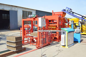 Máquina automática vibratoria hidráulica <span class=keywords><strong>de</strong></span> bloques, máquina <span class=keywords><strong>de</strong></span> fabricación <span class=keywords><strong>de</strong></span> bloques huecos <span class=keywords><strong>de</strong></span> <span class=keywords><strong>ladrillos</strong></span> sólidos <span class=keywords><strong>de</strong></span> cemento y hormigón, <span class=keywords><strong>precio</strong></span> en Bangladesh, a la venta, a la venta - Product Image 2