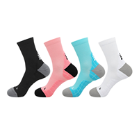 Chaussettes de sport professionnelles OEM personnalisées avec logo, antidérapantes, durables, à séchage rapide, avec coussinets, pour la course à pied, la randonnée et le cyclisme