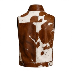 Gilet en cuir de vachette pour homme, gilet utilitaire western en cuir à poils, style ranch imprimé vache - Product Image 3