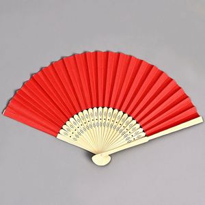 พัดไม้ไผ่สีขาวแบบพับได้ แกะสลักและทาสีลายศิลปะพื้นบ้าน เหมาะสำหรับเป็นของขวัญทางธุรกิจหรือของที่ระลึก ลายศิลปะพื้นบ้านสำหรับโฆษณา - Product Image 3