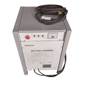 Cargador para Montacargas Eléctrico Doosan, 48V 50A, Trifásico 380V 60Hz, Base de Carga Industrial para Baterías de 365Ah - Product Image 5
