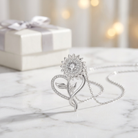 Collier Pendentif Femme en Argent Sterling 925 Tournesol avec Moissanite Ronde VVS 4mm et Or 18 carats – Vente en Gros de Bijoux Très Demandés