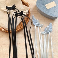 Pince à cheveux latérale élégante haut de gamme pour filles, faite à la main en tissu à pois avec ruban, style ailes d'ange coréen, cadeau idéal pour une photo mémorable