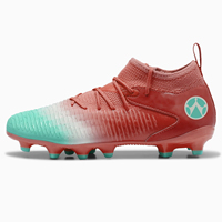 Chaussures de football design coloré chaussures de football non tissées professionnelles pour hommes vente en gros de chaussures de football