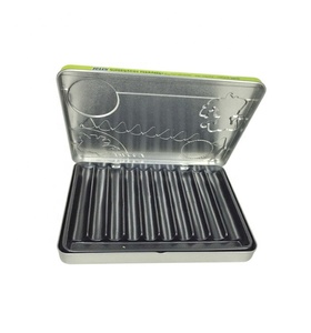 Confezione da 10 Scatole in Latta per <span class=keywords><strong>Pastelli</strong></span> a Cera, Custodia in <span class=keywords><strong>Metallo</strong></span> con Vassoio in Plastica, Coperchio a Cerniera, Materiali Riciclati, Laminazione Lucida, Personalizzabile - Product Image 3
