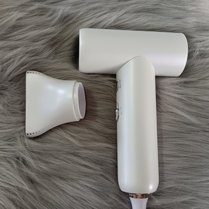 Negatif iyon saç kurutma makinesi katlanabilir <span class=keywords><strong>Mini</strong></span> doğal saç kurutma makinesi profesyonel <span class=keywords><strong>Salon</strong></span> ekipmanları seyahat taşınabilir saç kurutma makinesi satıcı - Product Image 3
