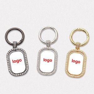 맞춤형 빈 열전달 단면 다이아몬드 박힌 회전식 양면 패치 직사각형 스냅 버튼 기능 키체인 - Product Image 2
