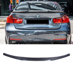 Aileron arrière en fibre de carbone style M4 pour BMW Série 5 G30 G38 & M5 F90 2016-2023 - Product Image 1