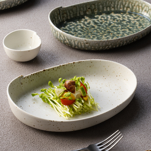 Assiettes Vertes en Céramique Épaisse Émaillée au Four YAYU, Résistantes à la Chaleur, Vaisselle Durable pour Restaurant, Fabricant Personnalisé - Product Image 2