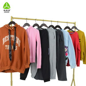 Fardos de Ropa Usada de Alta Calidad, Sudaderas Unisex de Poliéster/Algodón, Temporada de Invierno, MOQ 45kg, Directo de Guangzhou - Product Image 4