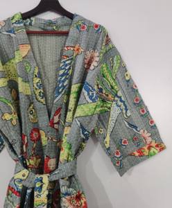 Blazer matelassé unisexe imprimé animal Kantha, fait à la main, avec broderie indienne, long manteau d'hiver XL en coton sans coton - Product Image 4