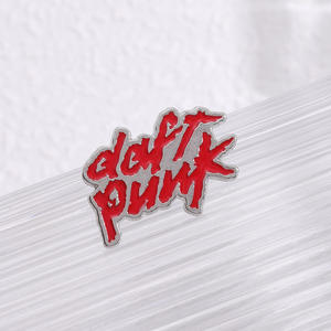 Pin de Esmalte Clásico de la Banda <span class=keywords><strong>Daft</strong></span> <span class=keywords><strong>Punk</strong></span>, Insignia de Aleación con el Logotipo de la Banda de Música Electrónica, para Fiestas - Product Image 2
