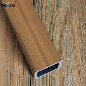 Panel de Techo Decorativo Interior Ligero de WPC, <span class=keywords><strong>PVC</strong></span> y Madera Compuesta, 40*25 mm - Product Image 3