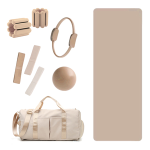 Kit de fitness personnalisé avec logo : poids de cheville en silicone, ballon de yoga, tapis de yoga, bande de résistance, cercle de yoga, anneau de Pilates - Product Image 1