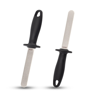 <span class=keywords><strong>Pierre</strong></span> à aiguiser manuelle diamantée double face <span class=keywords><strong>avec</strong></span> manche en plastique pour couteaux de cuisine d'extérieur. - Product Image 1