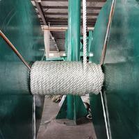 Corde durable à 3 brins de couleur blanche à faible élongation 16mm 20mm 28mm * 220m pour l'emballage de la corde d'emballage de sécurité de la fronde