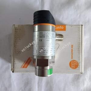 Un interrupteur de pression IFM New PY9292 en boîte - Product Image 3