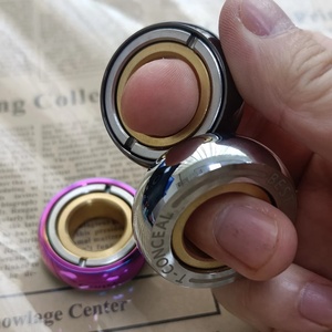 Fidget Spinner Personalizzabile in Acciaio Inossidabile con Superficie Lucida, Anello Giocattolo per <span class=keywords><strong>Adulti</strong></span>, Magnetico, per <span class=keywords><strong>ADHD</strong></span>, con Slider a Punta - Product Image 3