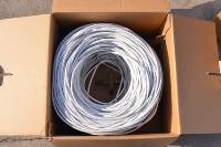 Kabel LAN Cat6 Outdoor Double Jacket Tembaga Murni 23AWG 24AWG 305M UTP FTP Cat6A Cat7 PE+PVC Ethernet Kabel CAT6 untuk Kabelan Jaringan