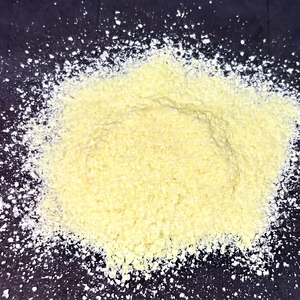 Flocons de pommes de terre séchés premium aromatisés au fromage, conditionnement en vrac ou sous marque privée pour soupe de pommes de terre écrémées ou chips de pommes de terre - Product Image 1
